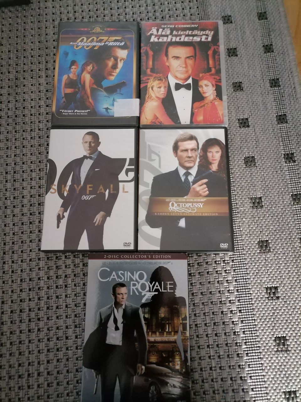 James Bond 007-elokuvat 5kpl