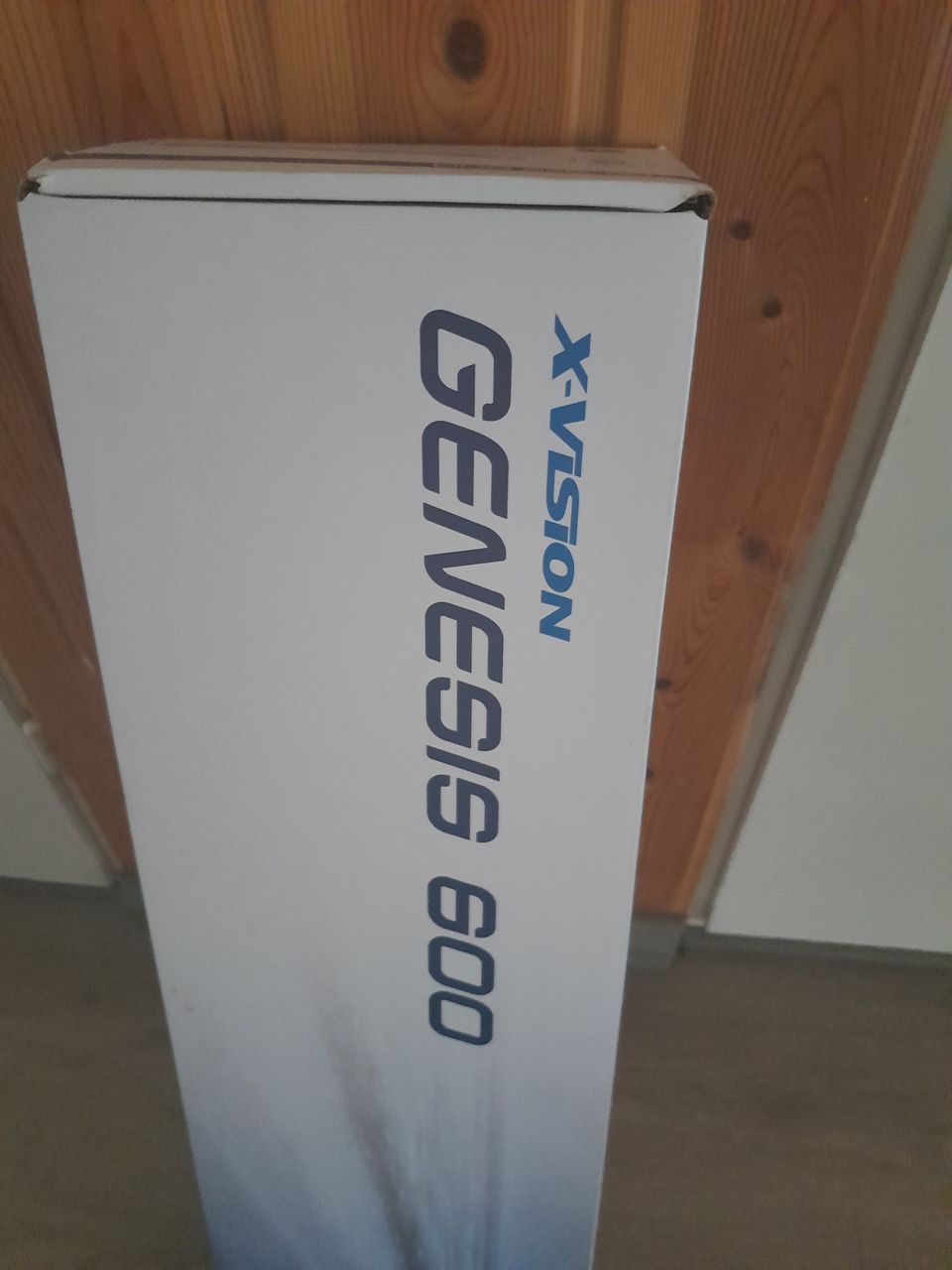 Genesis x-vision 600 kaukovalo bar