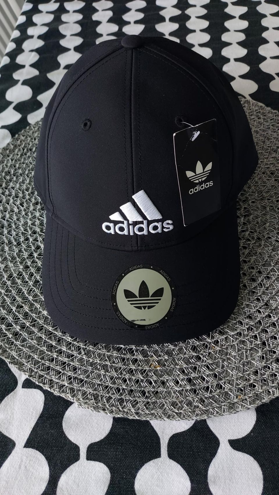 Adidas lippalakki