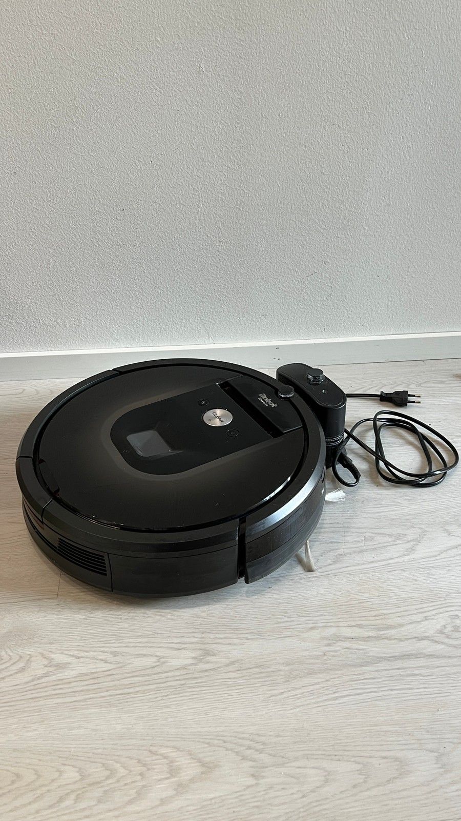 iRobot Roomba 980 robotti-imuri
