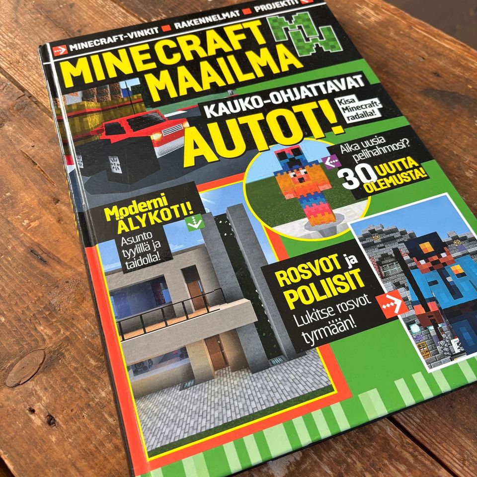 Minecraft Maailma Kauko-ohjattavat autot- kirja,