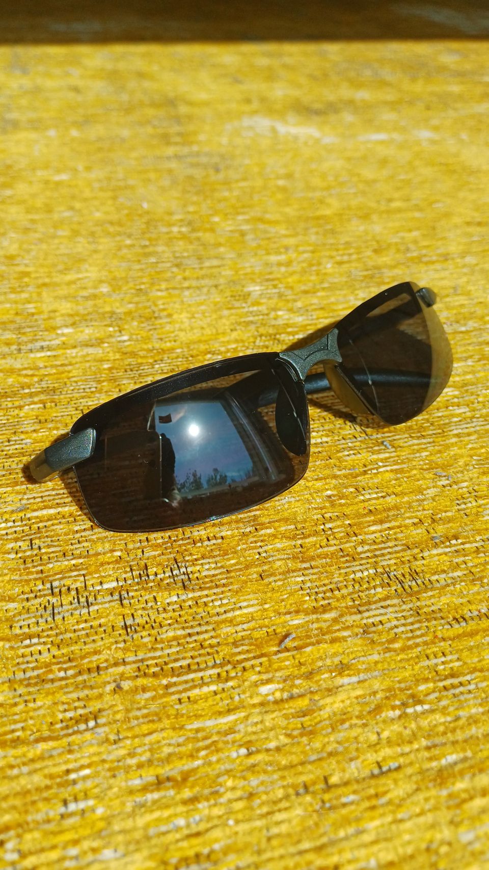 New Sunglasses - Uusi Aurinkolasit