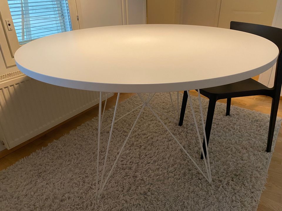 Magis XZ3 ruokapöytä design-pöytä valkoinen 120 cm