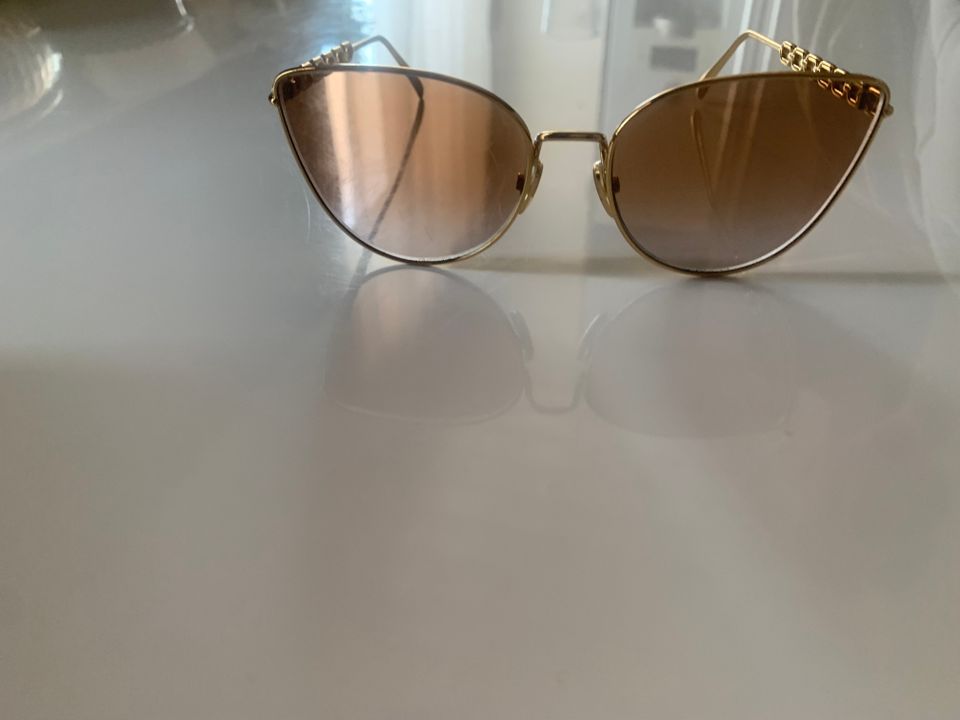 Louis Vuitton aurinkolasit