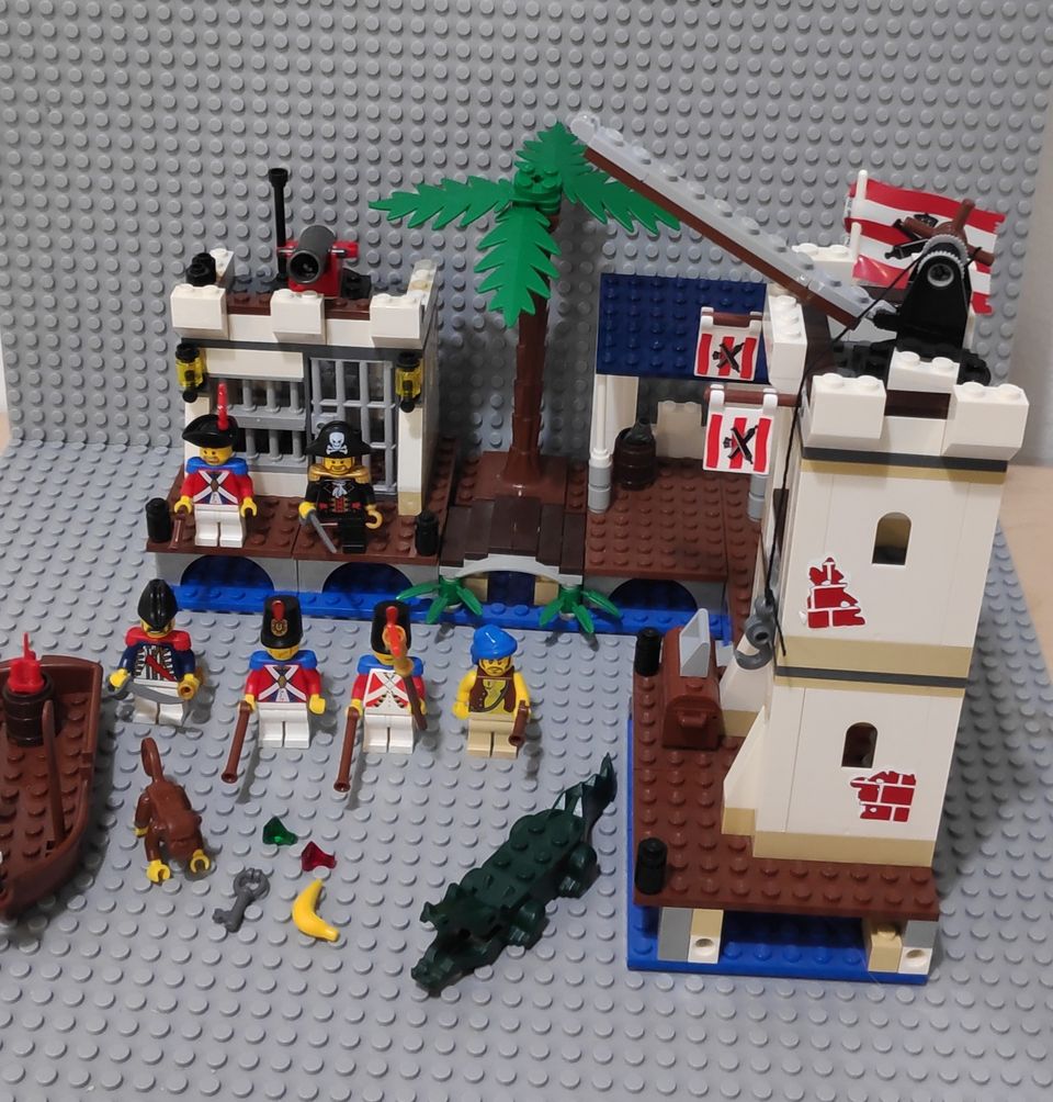 Lego soldiers fort 6242