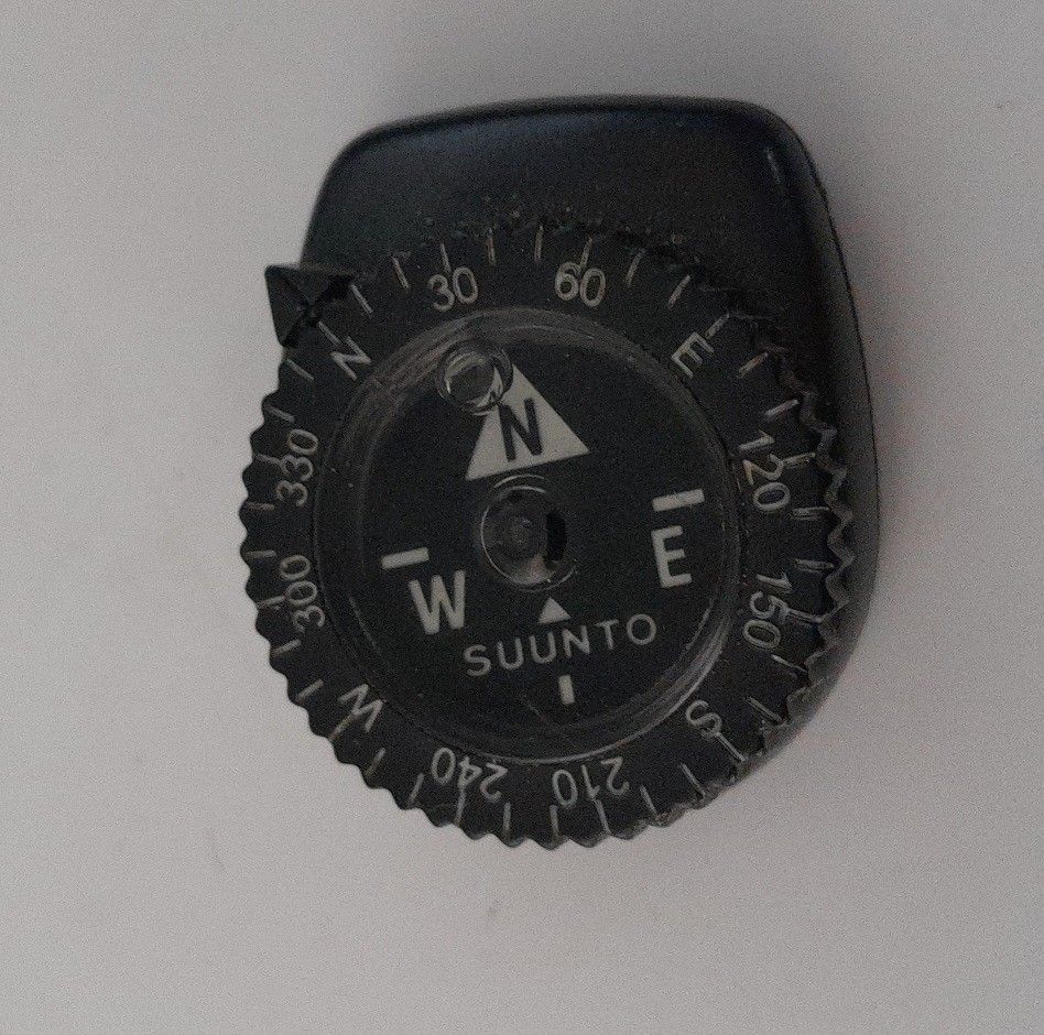 Suunto Clipper mikrokompassi