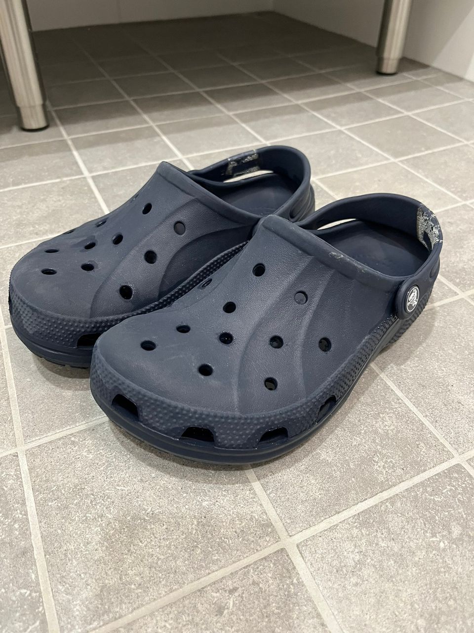 Crocs tummansiniset, koko J3