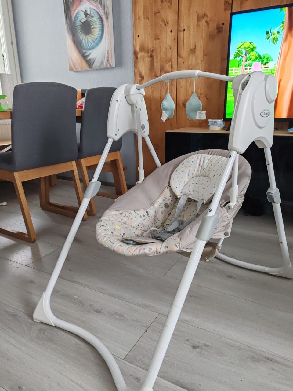 GRACO slim space swing