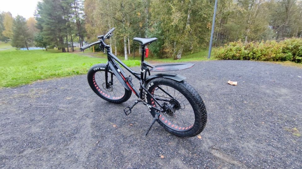 Hyväkuntoinen fatbike. Ollut vähällä käytöllä. Ei vikoja