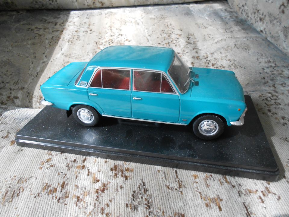 Fiat 125 - 70 1:24 Pienoismalli