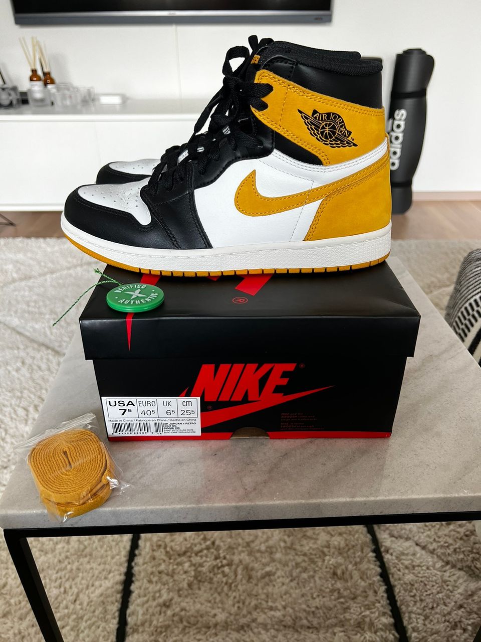 Air jordan 1 high yellow ochre US7,5