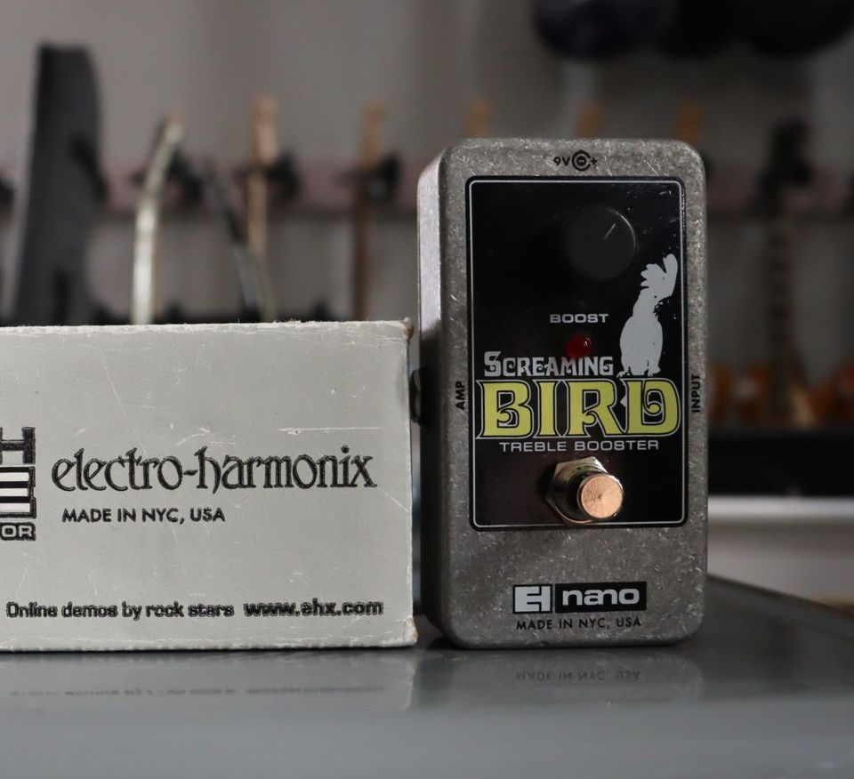 Electro Harmonix Screaming Bird Treble Booster kitaralle