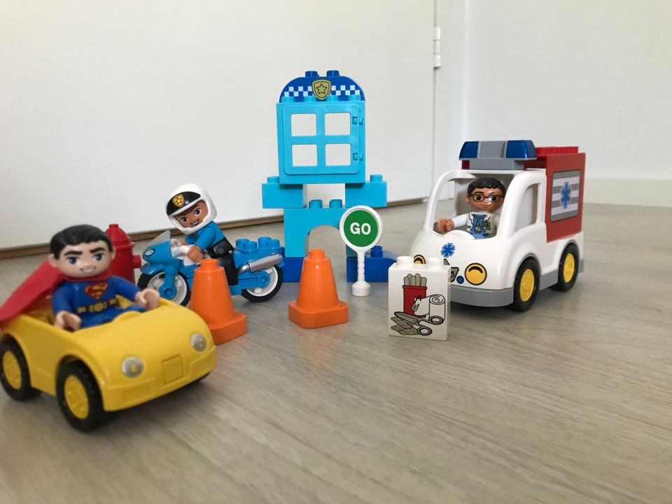 Lego Duplo sankarit kokoelma