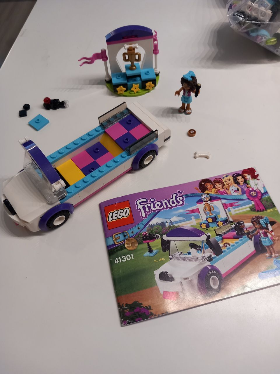 Lego Friends musa-auto 41301