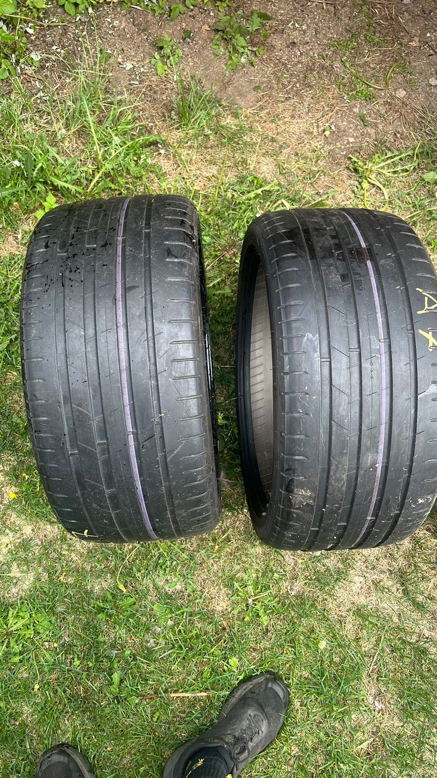 Nokian Hakka Black 2 kesärengaspari 275/35R20