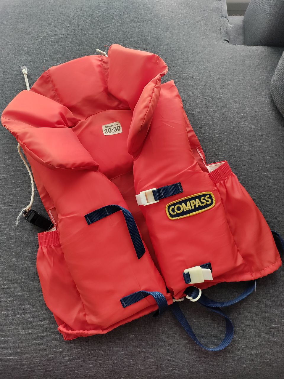 Compass 20-30 kg pelastusliivit