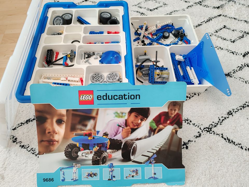 Lego education 9686