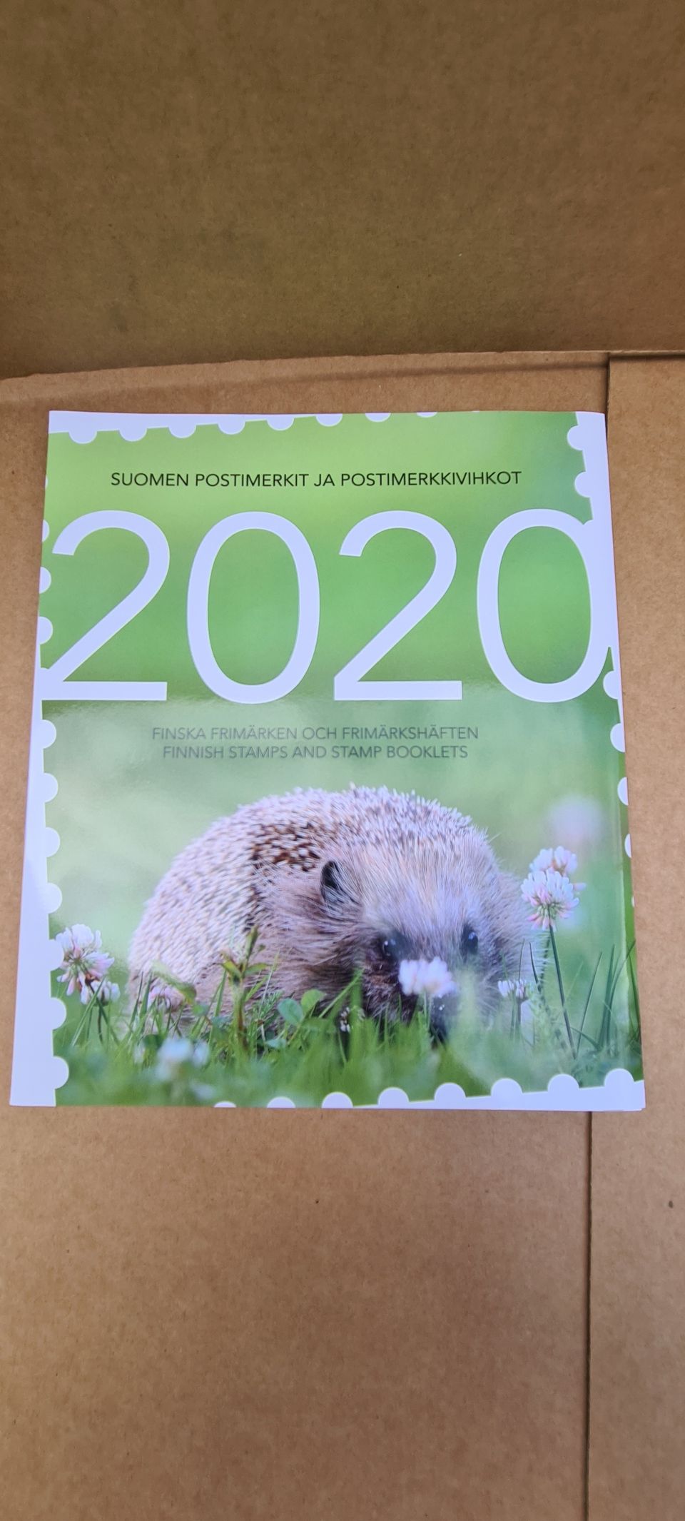 2020 koko vuoden postimerkit.