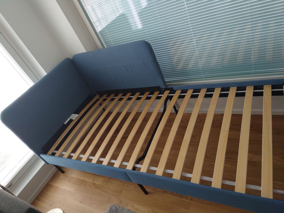 Ikea Blåkullen sängyn runko