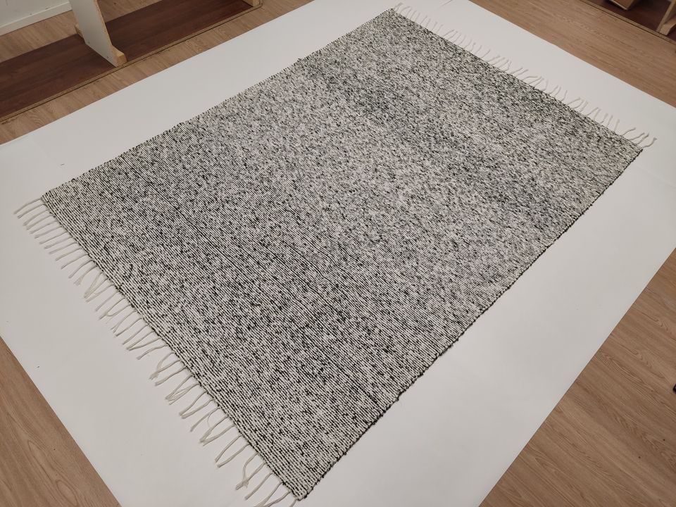 Intialainen käsinkudottu matto 160 x 230 cm