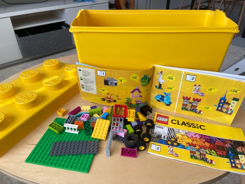 LEGO Classic 10698 leikkilaatikko/ play box