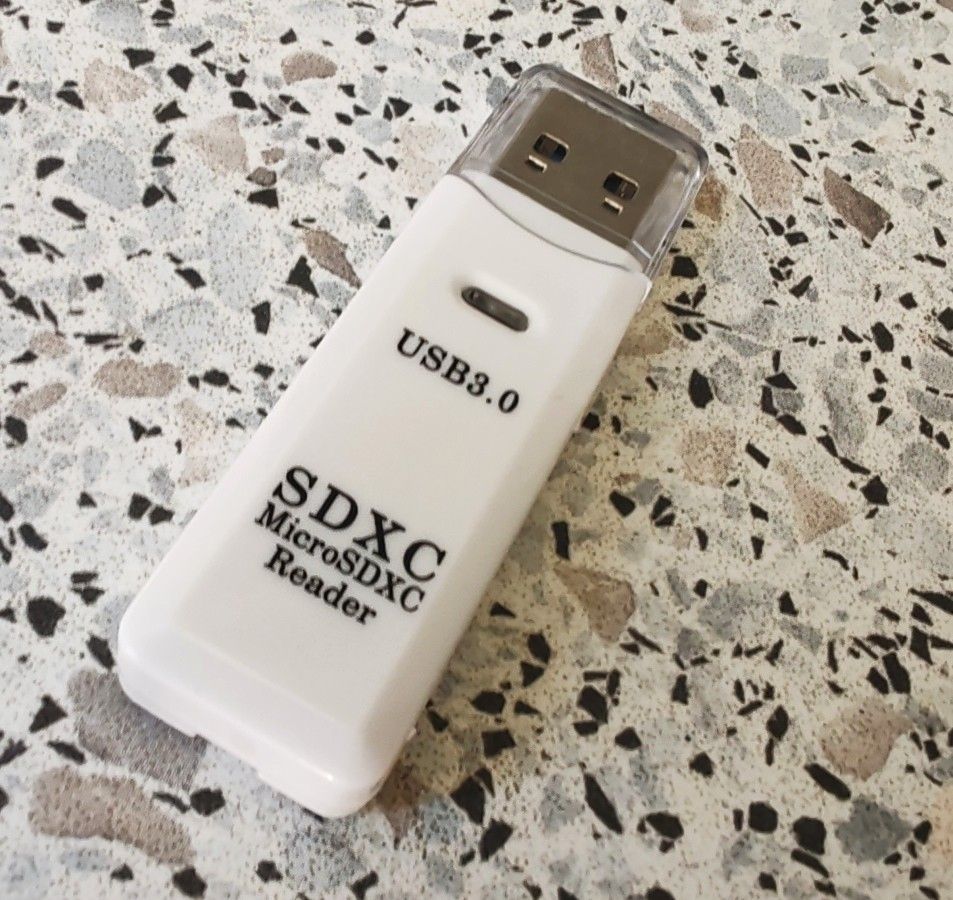 Muistikortinlukija USB 3.0 SD/XC/HC/TF