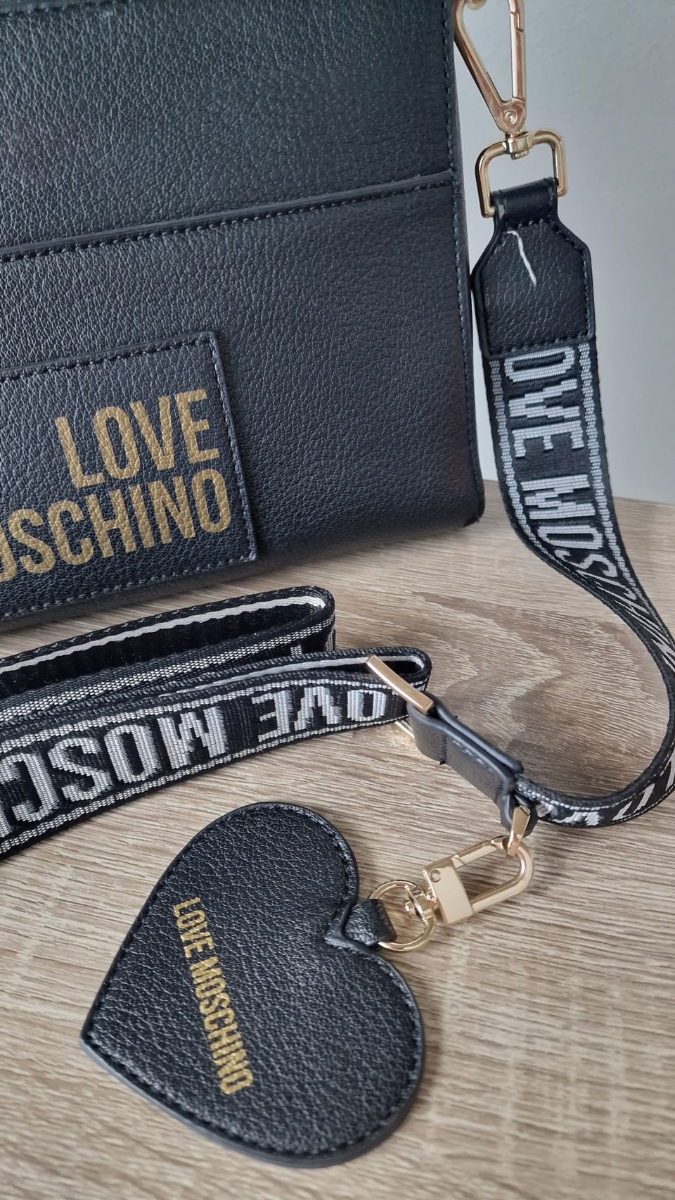 LOVE MOSCHINO | CROSSBODY BAG