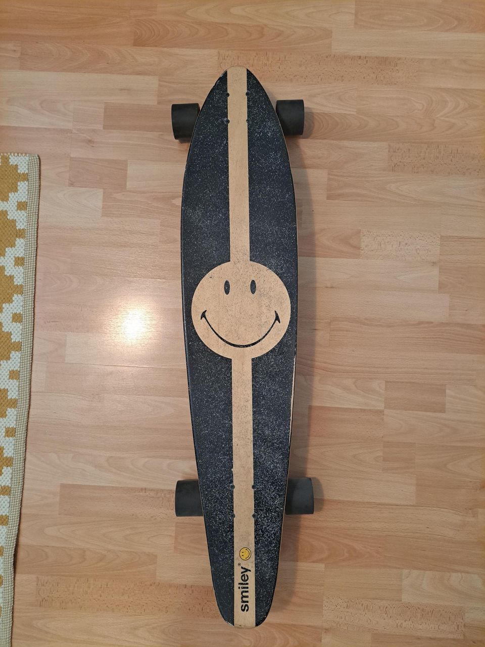Smiley Longboard