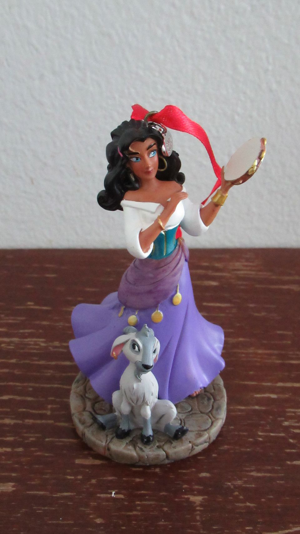 Disney Esmeralda joulukuusenkoriste