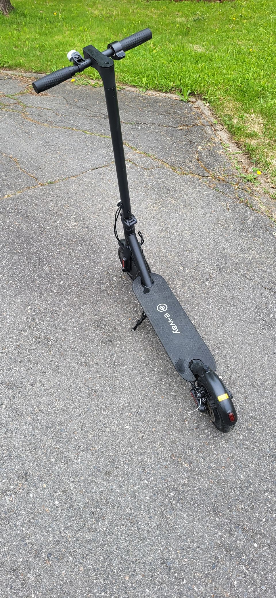 Sähkö scootti