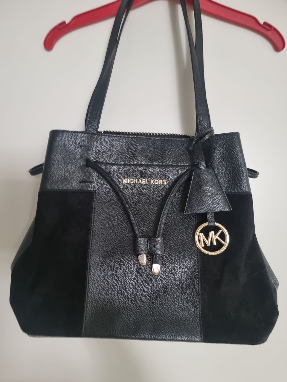 Michael kors olkalaukku