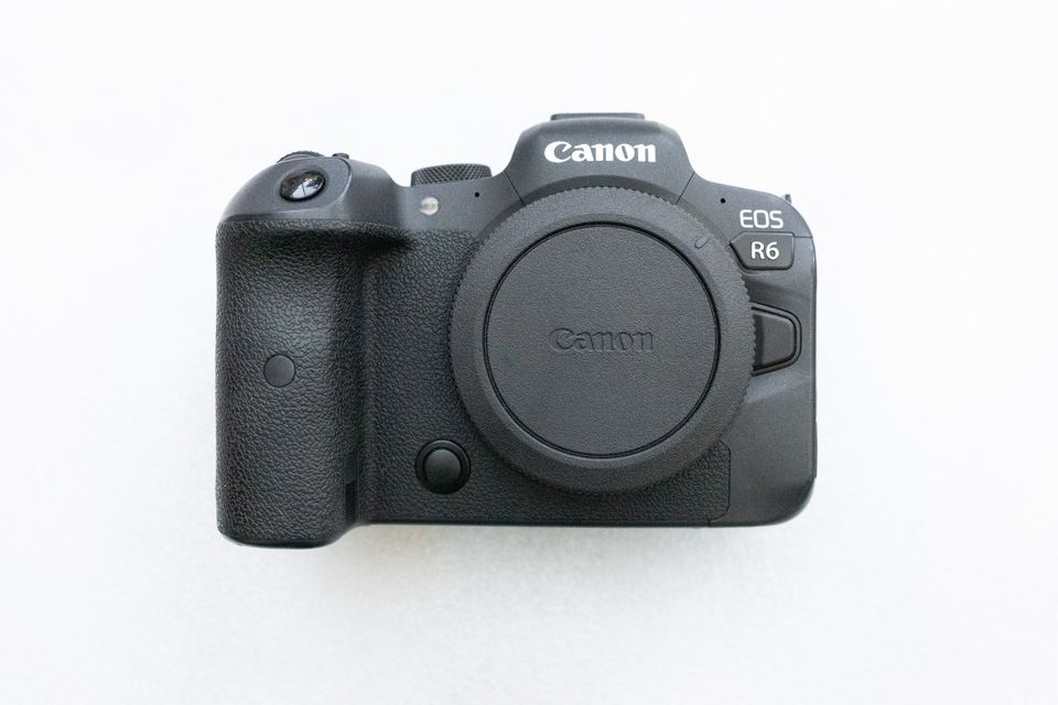 Canon EOS R6