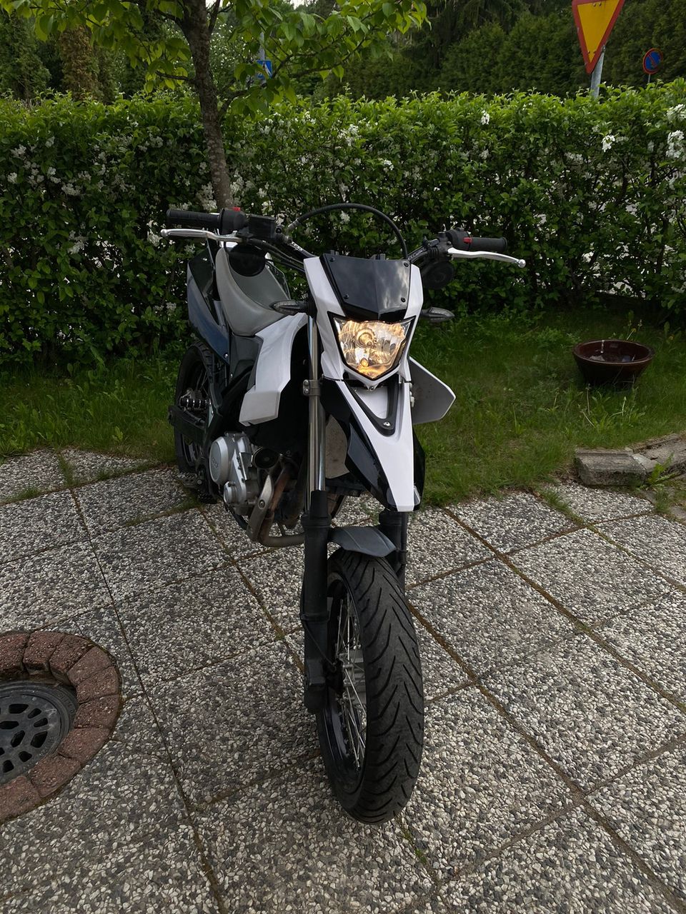 Yamaha wr125x