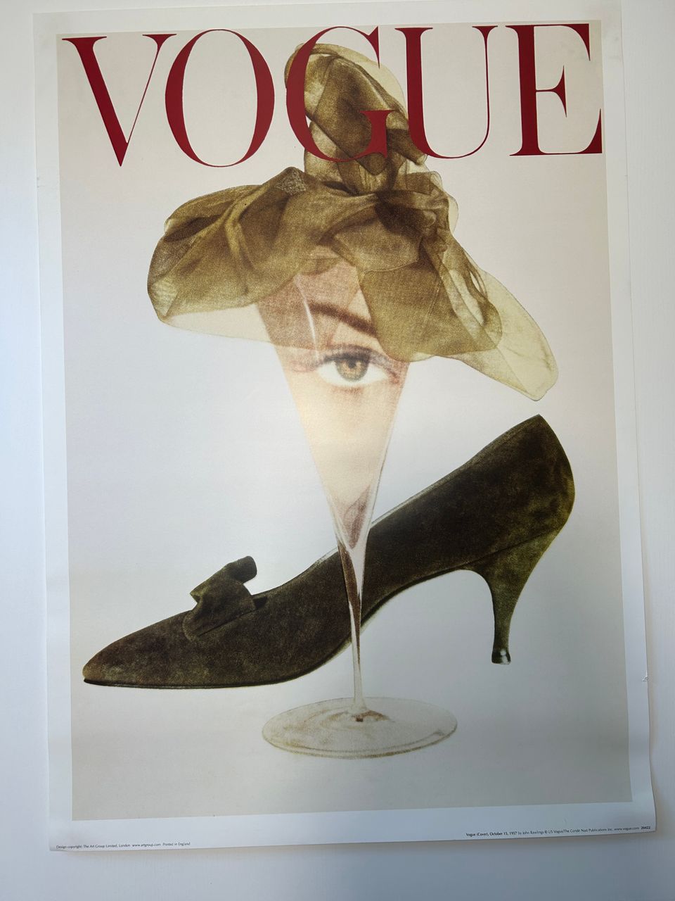 Vogue (Cover), October 15, 1957 by John Rawlings - Print - 50 x 70 cm