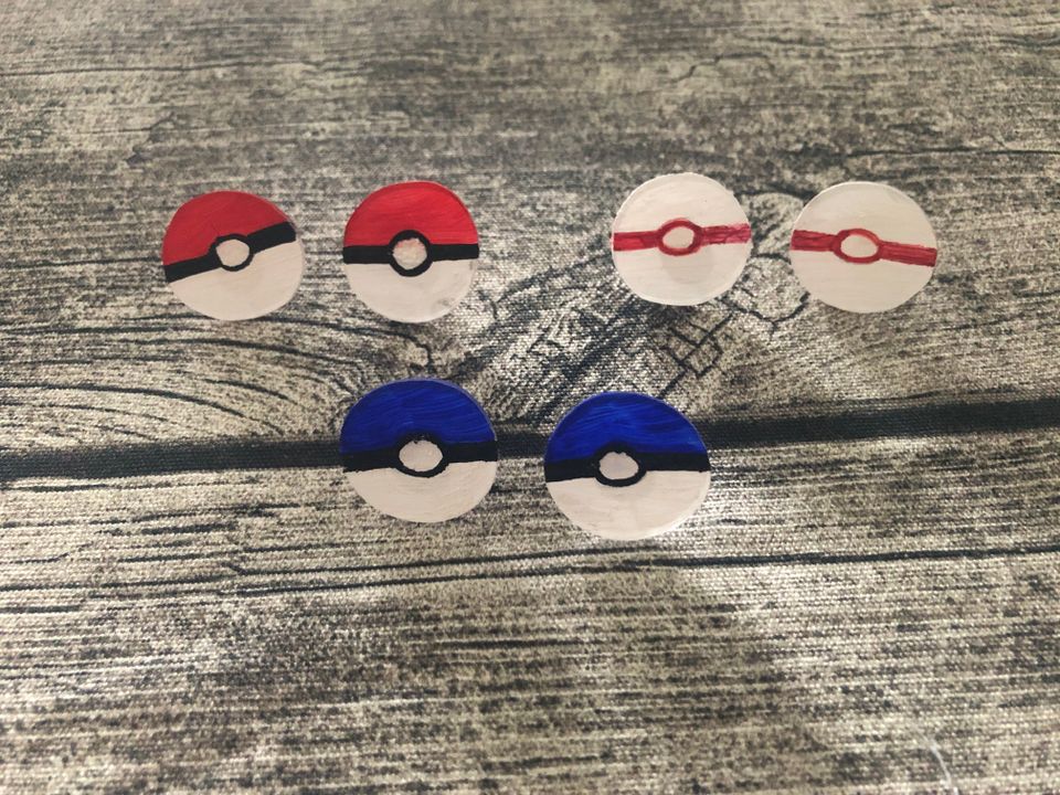 Pokémon inspired earrings/stud/korvakorut