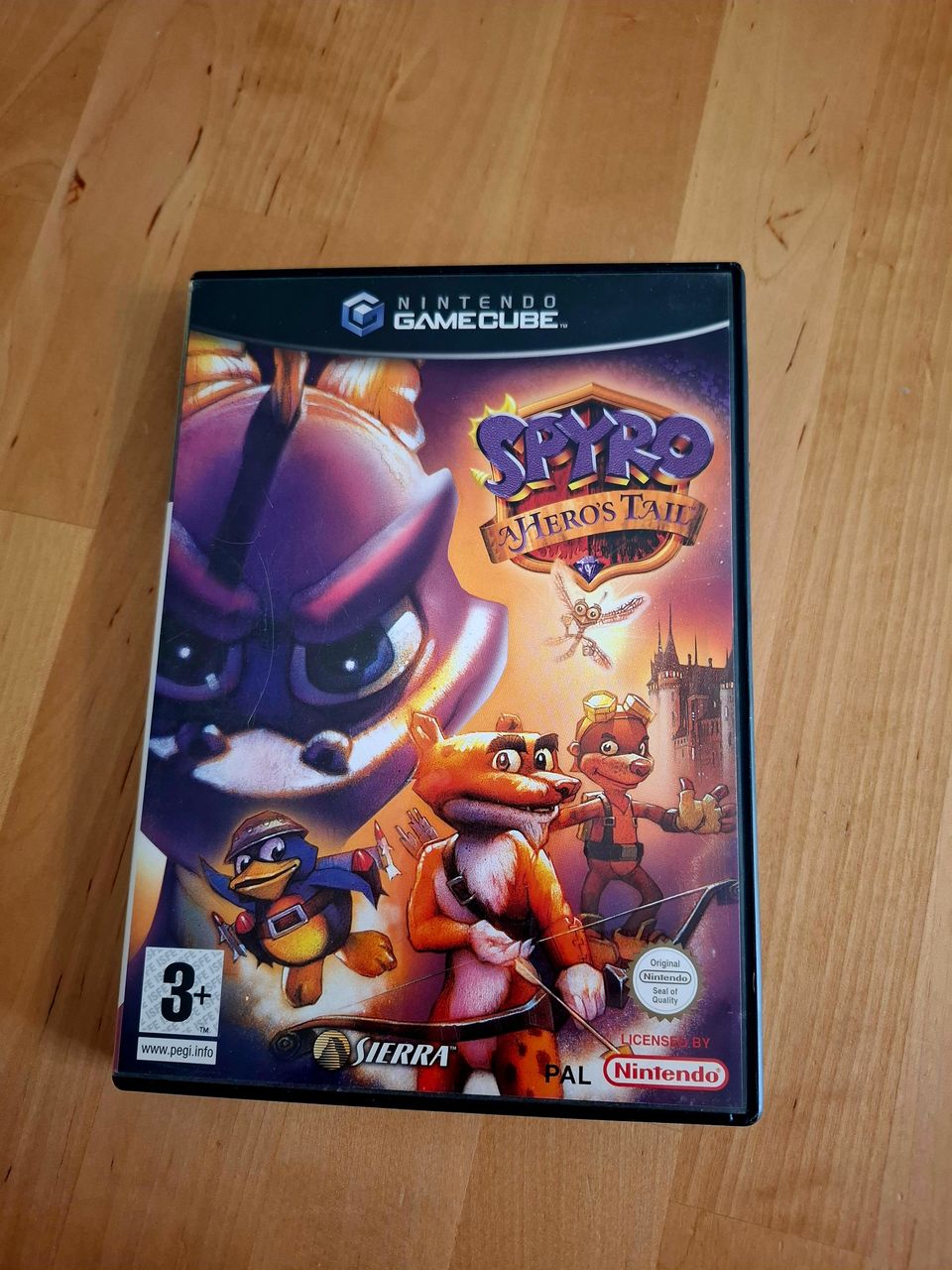 Spyro: A Hero's Tail / GameCube