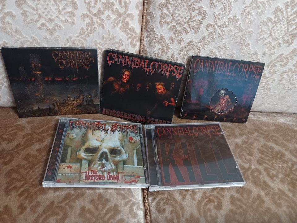 Cannibal Corpse CD:t