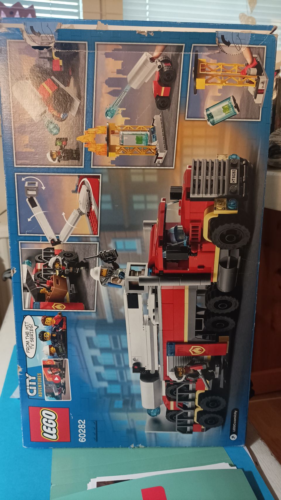 Lego paketti