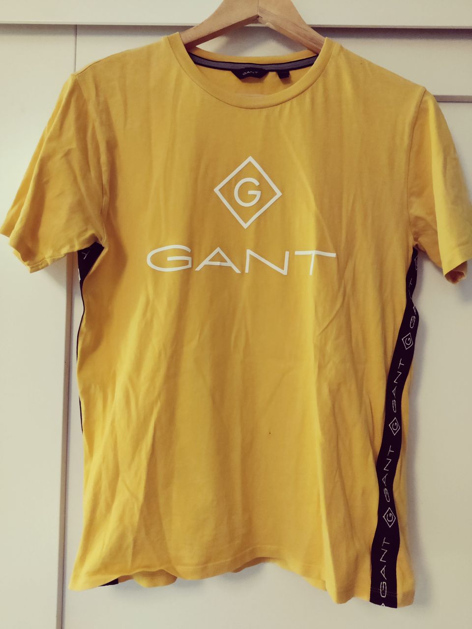 Gant t-paita koko 176