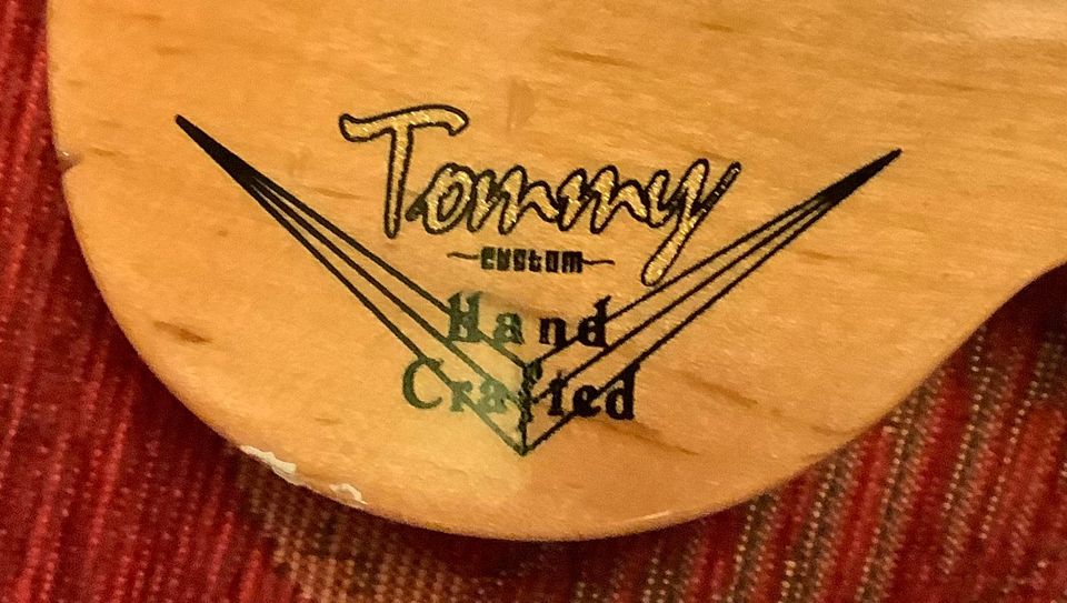Stratocaster kaula, Tommy custom