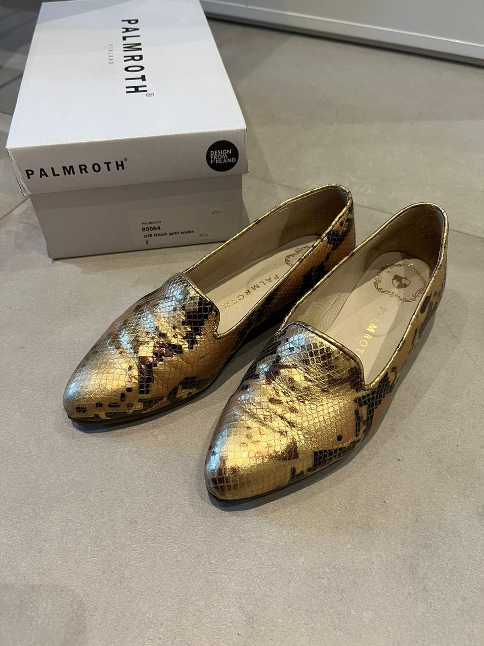 Palmroth Blush gold snake -kengät koossa 34,5