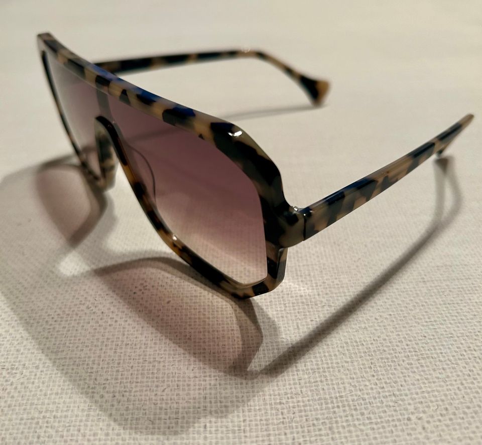 Brand New Saturnino Eyewear Sunglasses, handcrafted in Italy