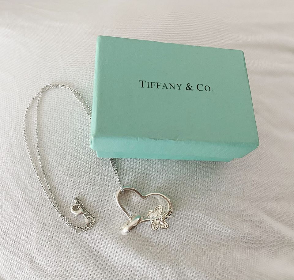 Tiffany & Co hopeinen kaulakoru