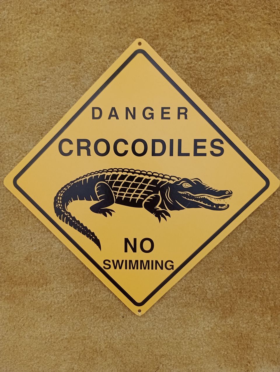 Australia krokotiili kyltti