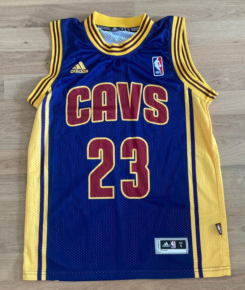 Cleveland Cavaliers #23 James NBA-pelipaita S