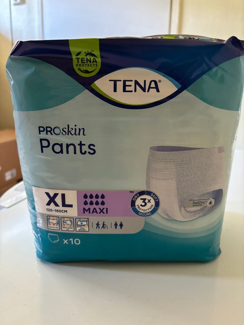 Tena Proskin pants XL