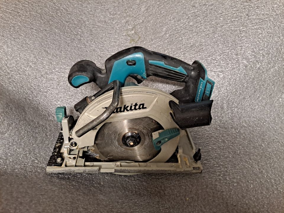 Makita DHS680