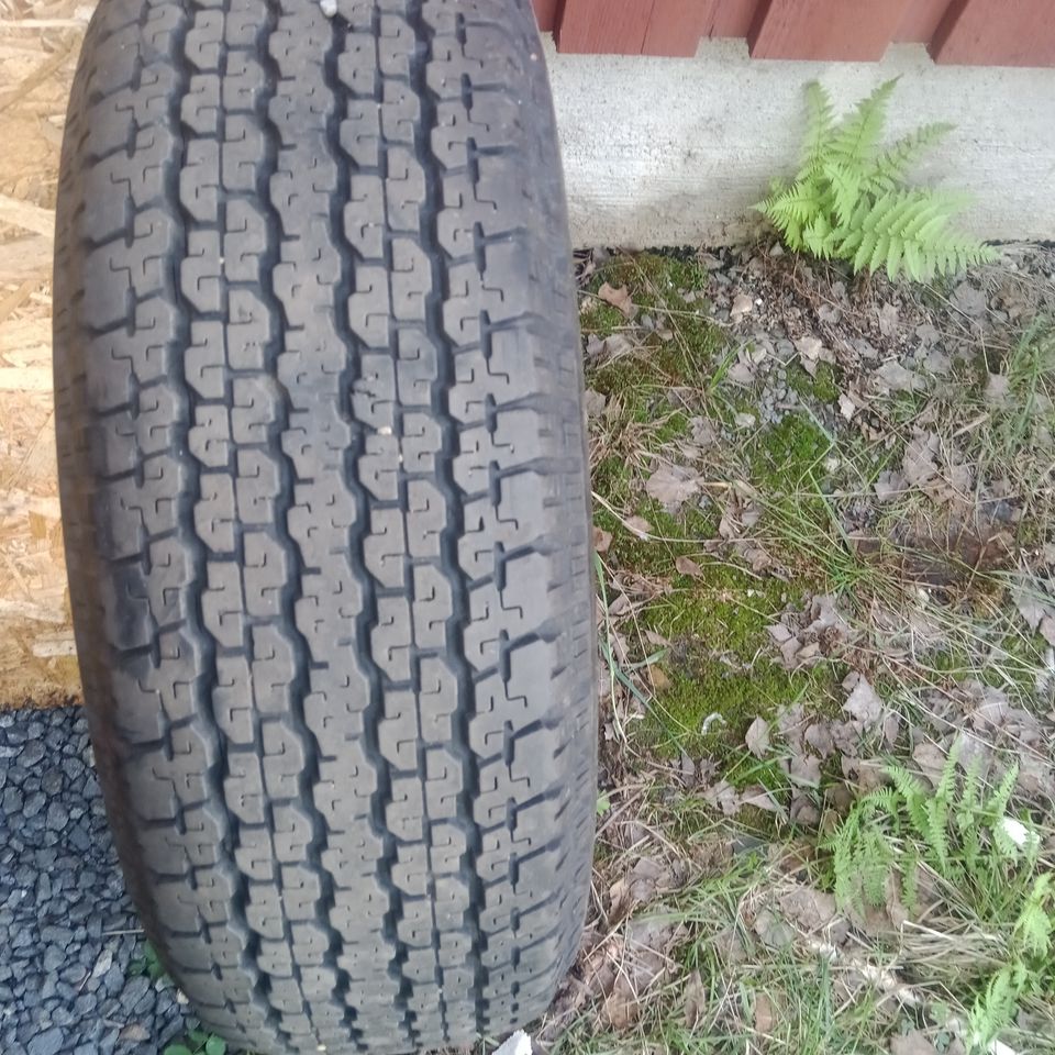 215/65r16c