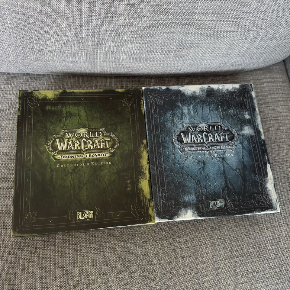 2 kappaletta WoW Collector's Edition pelejä
