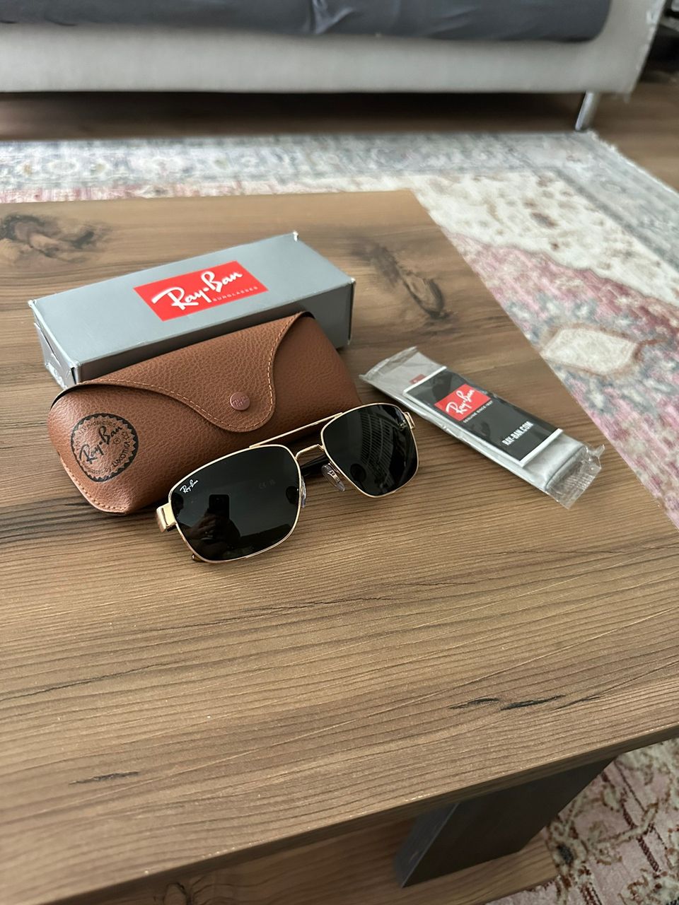 Ray Ban aurinkolasit